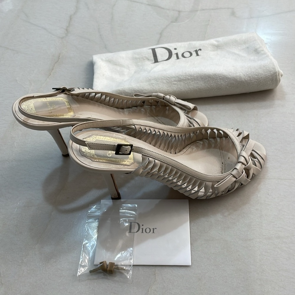 Dior Leather Cream Heeled - Picture 10 of 10